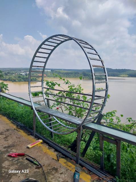 Đục dùng rất ok . Nhưng cán hơi dài .sẽ ủng hộ