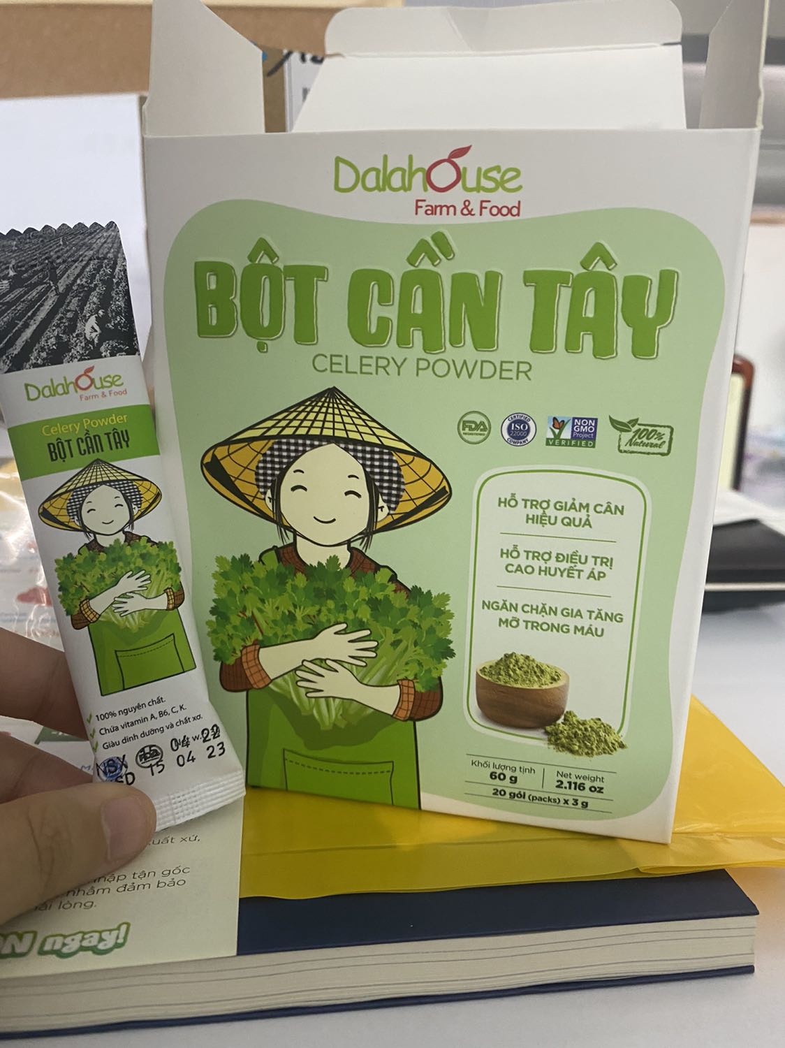 Mua hàng trên TIKI lúc nào cũng an tâm, giao hàng rất nhanh, đóng gói cẩn thận và giá cả phải chăng. Riêng về so này dùng thử 2 gói thấy tốt, liều lượng vừa phải, dễ uống và không bị hăng quá. Vì kh có nhiều tiền nên mình chỉ đặt 1 hộp thôi, dùng hết ok sẽ đặt tiếp ❤️