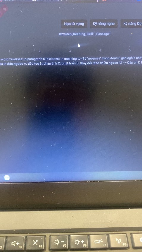 Cái phần học từ vựng và kỹ năng đọc chả thấy từ vựng + bài đọc
Mua sách về móng muốn có cái app để luyện thêm mà chán quâ