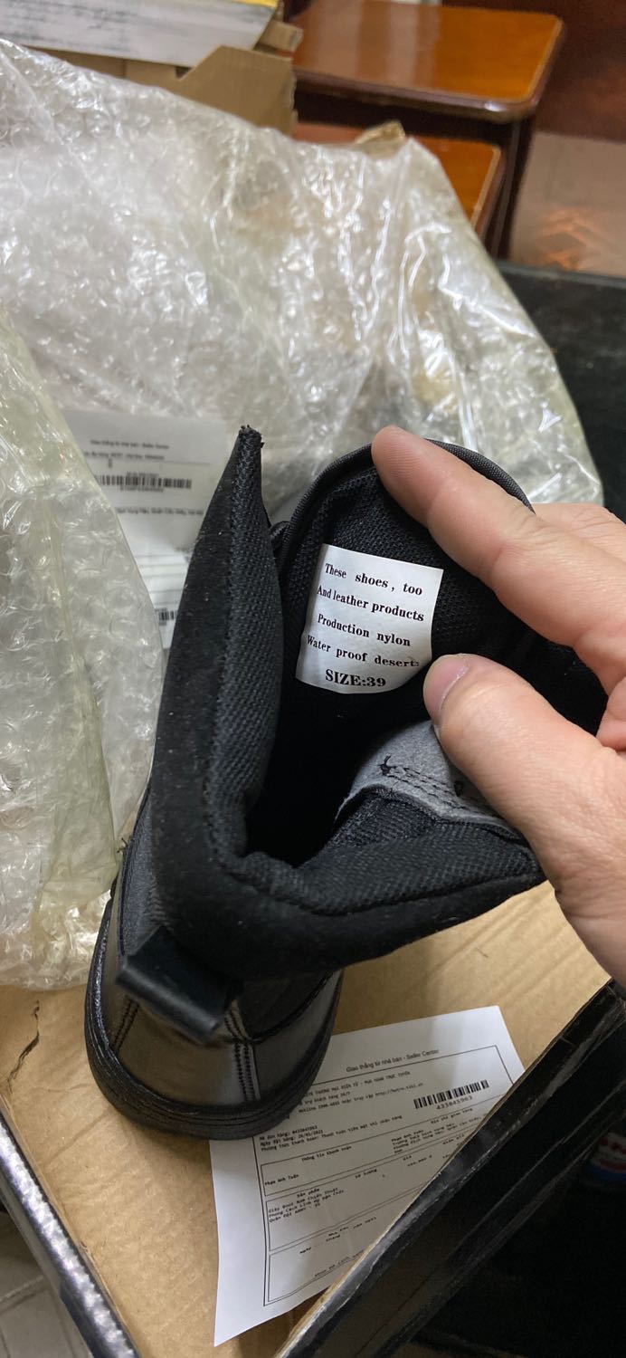 Giao nhầm size rồi shop mình đặt size 41 sao giao 39 đi sao