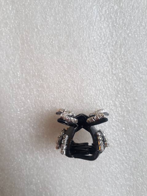 Kẹp càng cua hàn quốc NASI hình bướm dễ thương chất liệu cao cấp bền đẹp, giá rẻ hơn so với mua siêu thị nhiều ạ