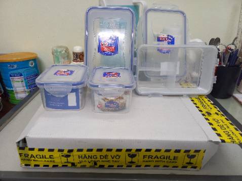 Rất hài lòng , chính hãng Loc & Loc dầy dặn , chắc chắn .