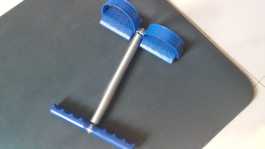 Dụng cụ rất mới và bền. Giao hàng nhanh và chí Shipper rất thân thiện. Chú ấy không hề phần nàn khi mik nhờ chú ấy giao hàng lai.