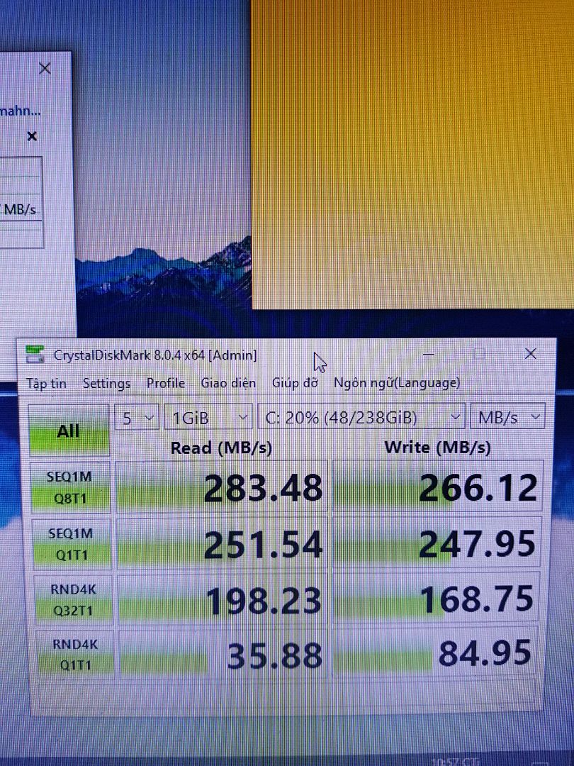 Hàng ok, vỏ ghi 256GB nhưng trên máy chỉ có 238GB thôi. mình tưởng ổ SSD thì phải đủ dung lượng chứ nhỉ? Lắp vào máy r nên chỉ chụp vỏ đc thôi. tốc độ ghi trên vỏ up tới 550MB/s nhưng thực tế *** đc có 283MB/s. Hàng ok, vỏ ghi 256GB nhưng trên máy chỉ có 238GB thôi. mình tưởng ổ SSD thì phải đủ dung lượng chứ nhỉ? Lắp vào máy r nên chỉ chụp vỏ đc thôi. tốc độ ghi trên vỏ up tới 550MB/s nhưng thực tế *** đc có 283MB/s.