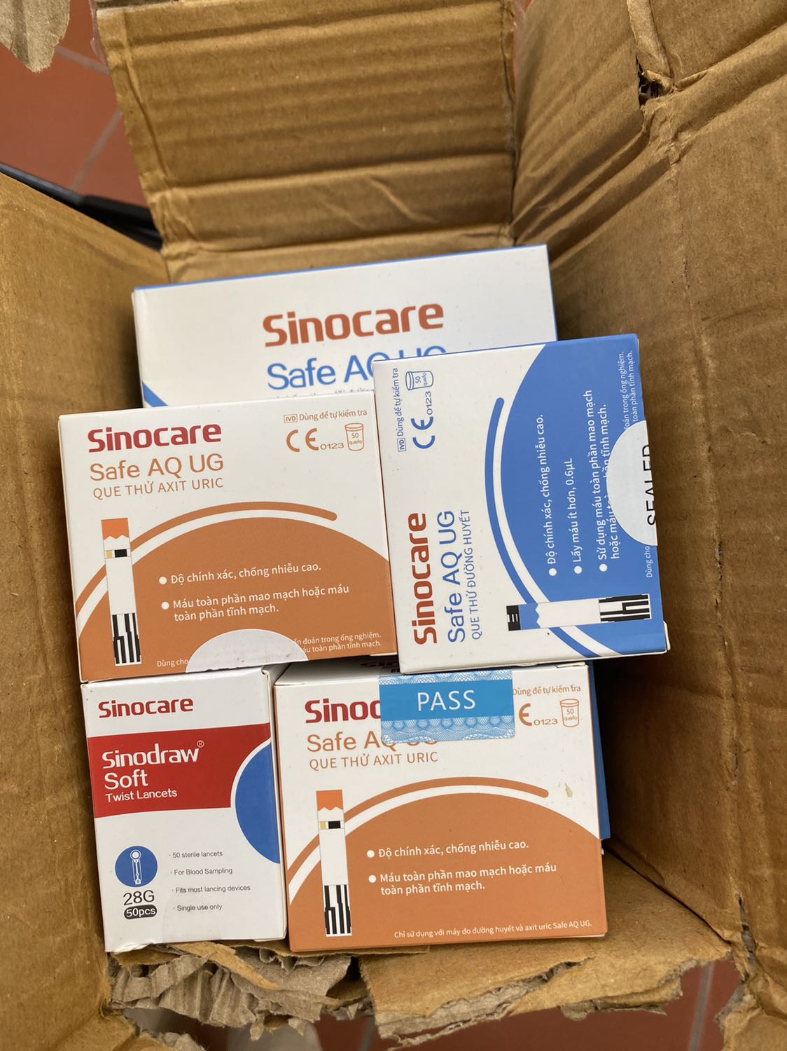 Que chuẩn của hãng.trong có chip để khớp mã với máy đo.sẽ ủng hộ tiếp