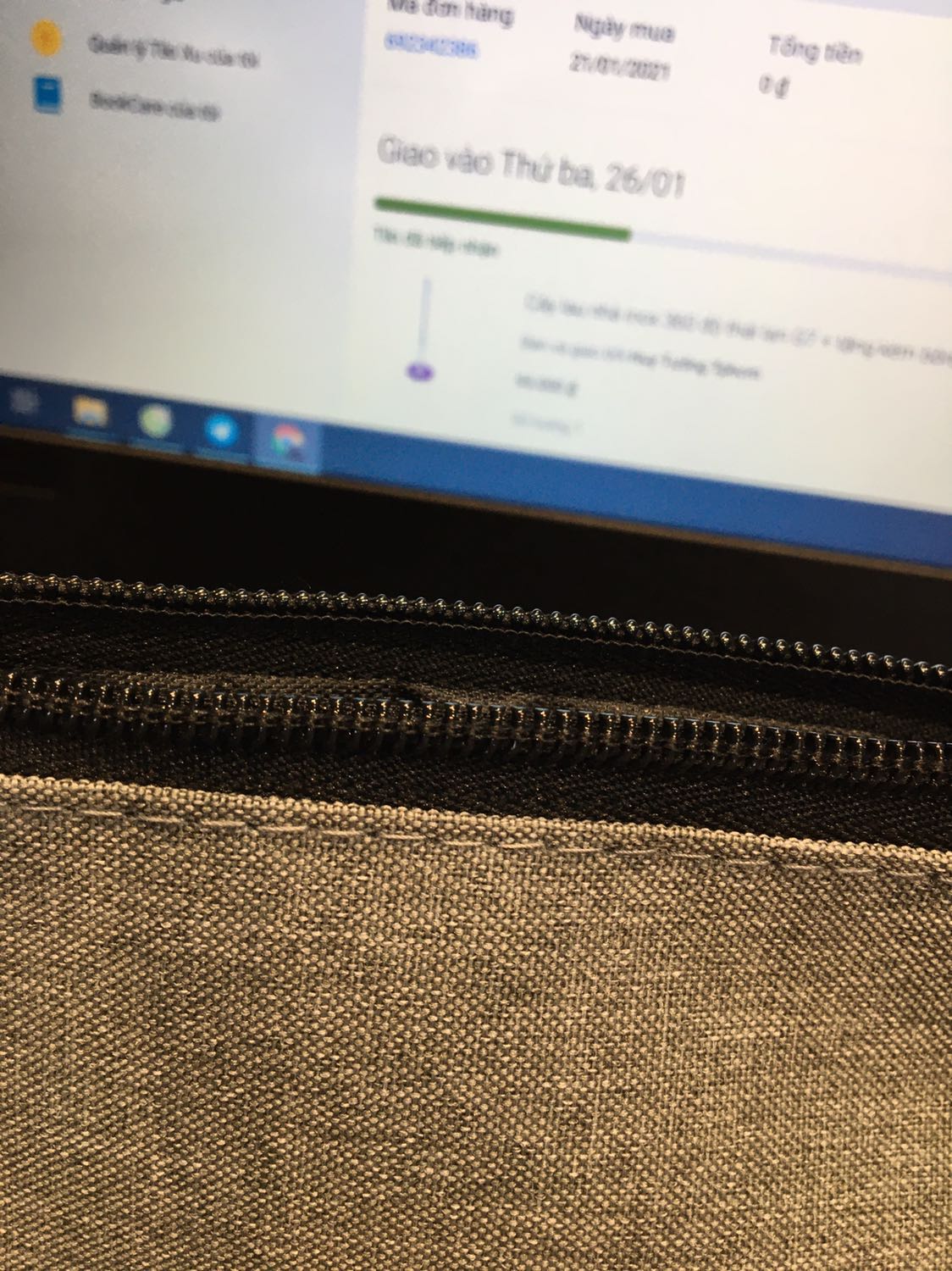 Hàng tốt, chắc chắn, màu sắc đẹp mắt. Tiki giao hàng nhanh và chuẩn. Shipper nhiệt tình, vui vẻ. Hàng tốt, chắc chắn, màu sắc đẹp mắt. Tiki giao hàng nhanh và chuẩn. Shipper nhiệt tình, vui vẻ.