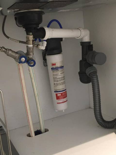 Tôi từng mua hàng bên shop Hapa thấy dùng tốt, uy tín chất lượng, nên nay mua thêm máy lọc nước ủng hộ shop. Tôi từng mua hàng bên shop Hapa thấy dùng tốt, uy tín chất lượng, nên nay mua thêm máy lọc nước ủng hộ shop.