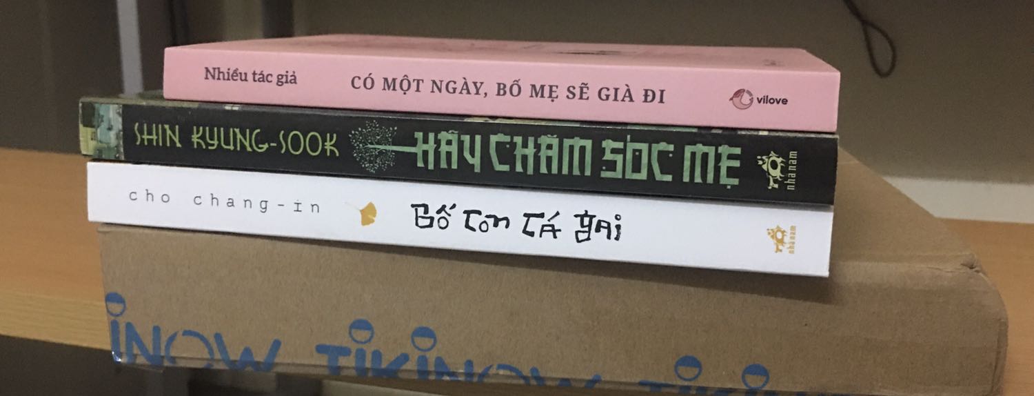 Chất lượng in tốt, sách k bị gãy hay lỗi gì ở các góc sách. Còn về giao hàng thì siêu nhanh ấy, chưa đầy 1 ngày đã đến nơi rùi. Thấy mn review sách hay nên mình mua đọc nè Chất lượng in tốt, sách k bị gãy hay lỗi gì ở các góc sách. Còn về giao hàng thì siêu nhanh ấy, chưa đầy 1 ngày đã đến nơi rùi. Thấy mn review sách hay nên mình mua đọc nè