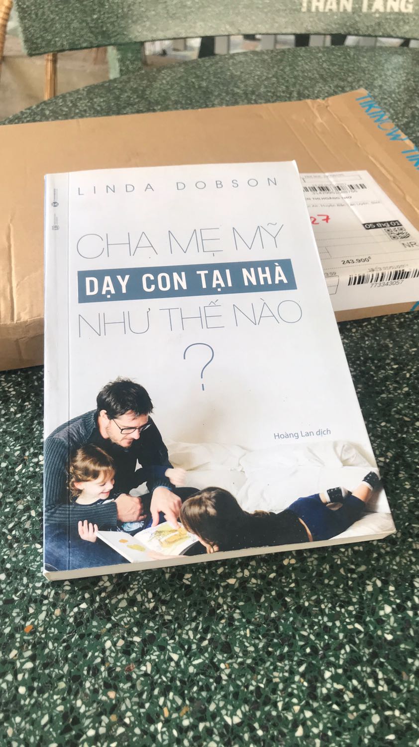 Nội dung của sách mang lại nguồn kiến thức mới mẻ trong tư duy dạy con cho người Á Đông. Tôi rất hài lòng về sản phẩm.