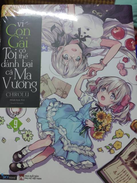 Bìa đẹp, bắt mắt. In ấn màu sắc rõ nét, chất lượng giấy tốt.