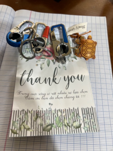 Giao hàng nhanh, hàng đẹp, có quà tặng