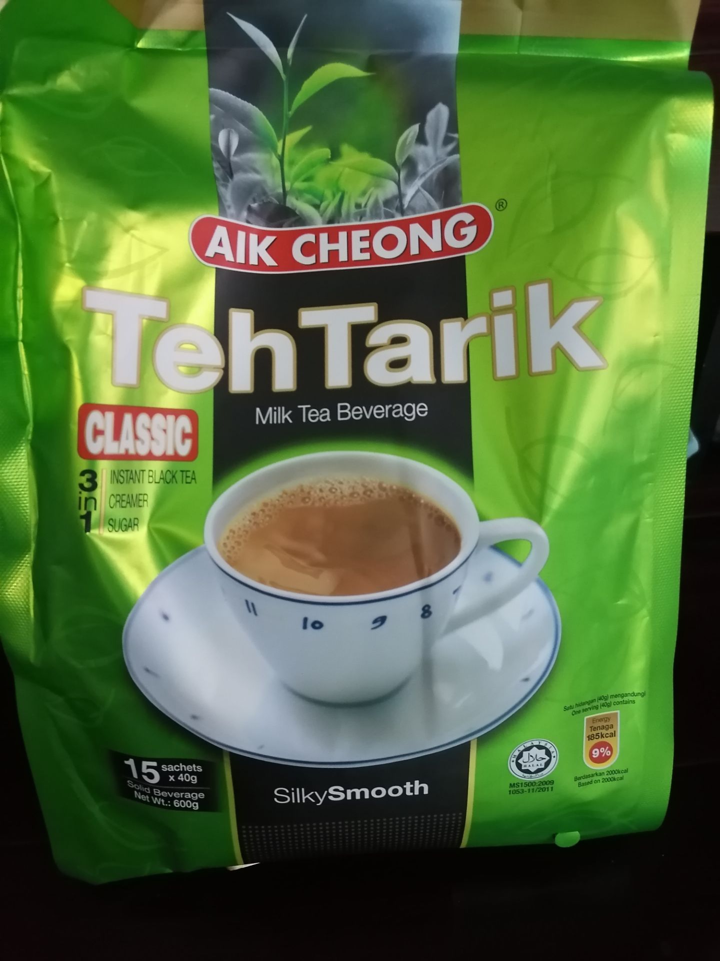 Ui bất ngờ ghê, đợt giãn cách mà các quán đóng cửa làm thèm tà tữa kinh khủng, lọ mọ lên tiki đặt, tưởng như sẽ chờ hơn 1 tuần như lần gần nhất đặt. Mà ko ngờ nhận được hàng ngay sau 1 ngày luôn. Tà tữa nguyên gói thơm béo nhẹ, nhưng qua tay mình pha thì đều thành bạc sỉu hết. Haizz