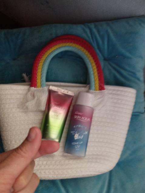 Sản phẩm dùng tốt, quà rất xinh luôn nhé