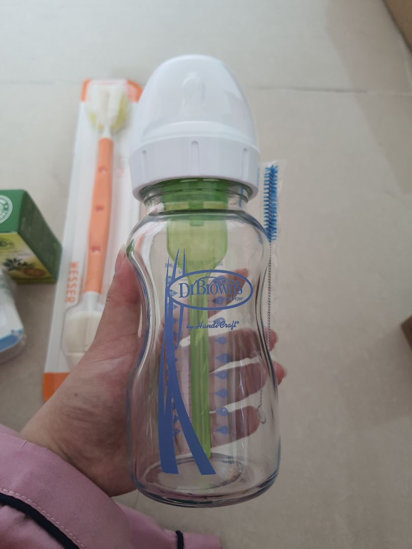 Bình đẹp, núm ti mềm. Size ti 0m+