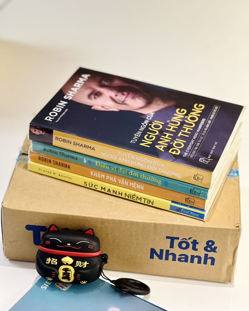 Quyển sách câu từ trau chuốt, đẩy mạnh sự tích cực khơi gợi sức mạnh nội lực và tôi biết ơn Robin Sharma!