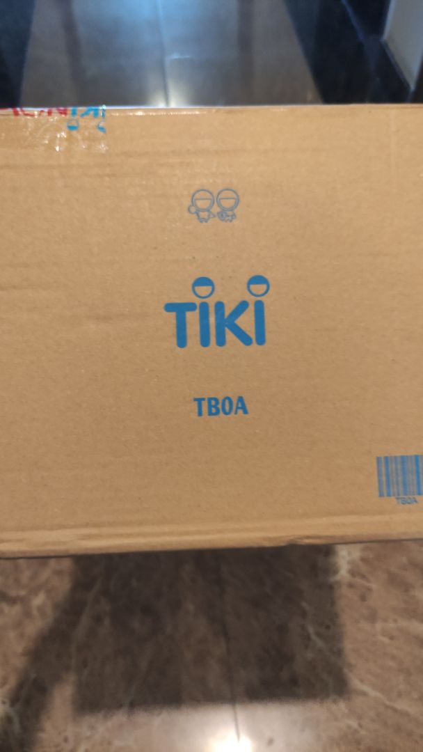 Đã nhận sách nhưng không đóng trong giấy bọc. Mua để tặng mà không còn niêm phong nên không tặng được. Cần bọc giấy nhựa trong cho đẹp và trang trọng hơn khi tặng.