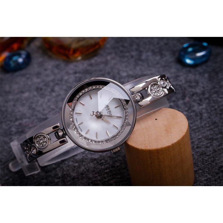 hàng đẹp chất lượng tốt nên mua. h.a ko liên quan hn hàng đẹp chất lượng tốt nên mua. h.a ko liên quan hn