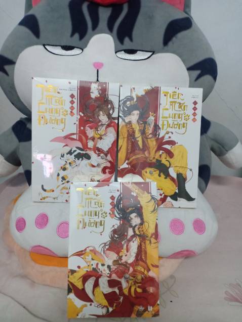 Sách đẹp nguyên seal, phụ kiện đầy đủ, bìa cực xinh, tiki giao hàng cực nhanh, đóng gói chu đáo, vote 5 sao ^^