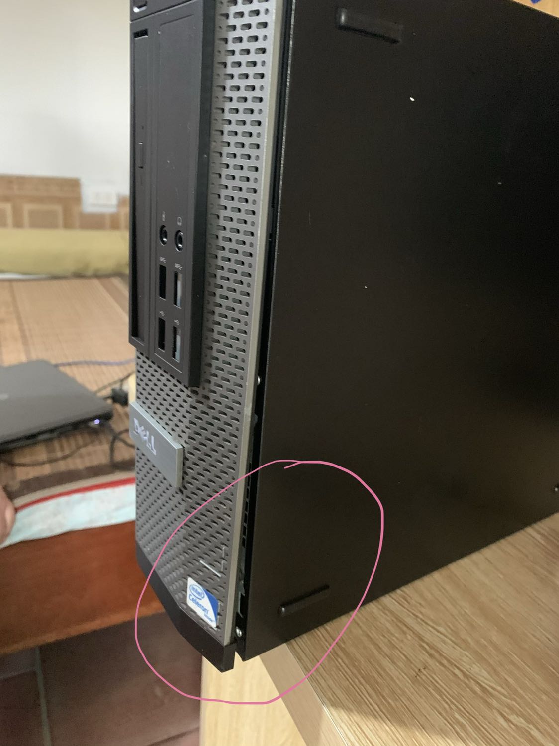 Hàng nhận vỡ hư hỏng, yêu cầu Tiki bồi thường chứ hàng mới mất tiền thế này thì không thể chấp nhận được