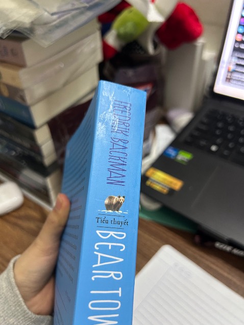 Đổi 2 lần thì lần 1 sách tràn keo, lỗi khổ, lần 2 vẫn lỗi có chán không.