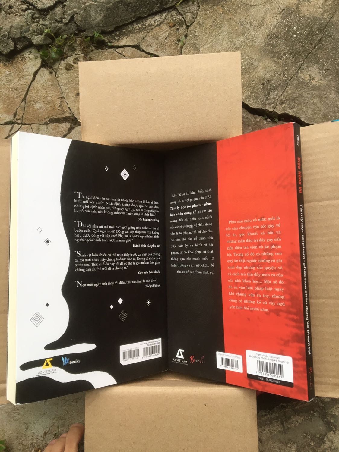 Sách hay lắm. Đọc sách giúp mình có thêm nhiều quan điểm mới thú vị, các góc nhìn đa chiều. Ngoài ra còn truyền cảm hứng cho mình thích Vật lí lượng tử, Không gian bốn chiều và ti tỉ những thứ khác nữa. Có nhiều câu chuyện thú vị được kể dưới góc nhìn của bệnh nhân tâm thần, cực kì đáng tiền, đáng đọc.