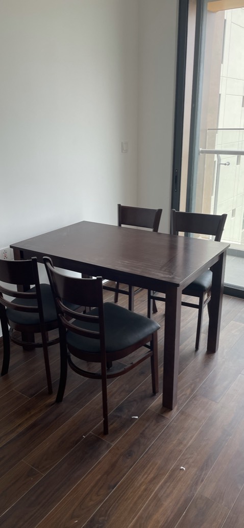 Đẹp, chẮc chăn