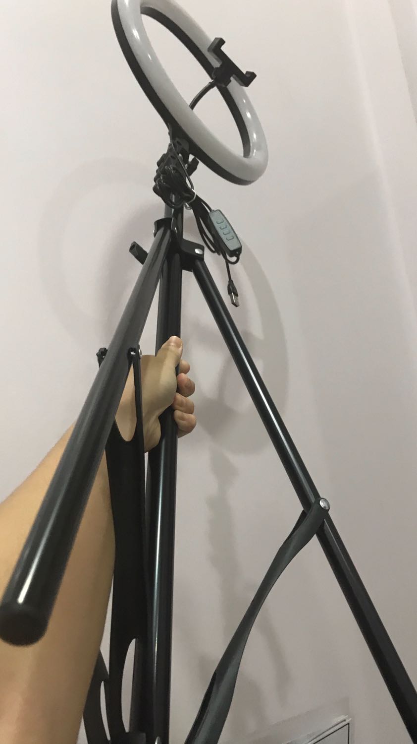 Đáng mua, chất lượng xứng đáng giá cả. Hơi bùn là thiếu tờ hướng dẫn lắp nè, có 2 bộ phận ko biết để làm gì, tạm thời cất