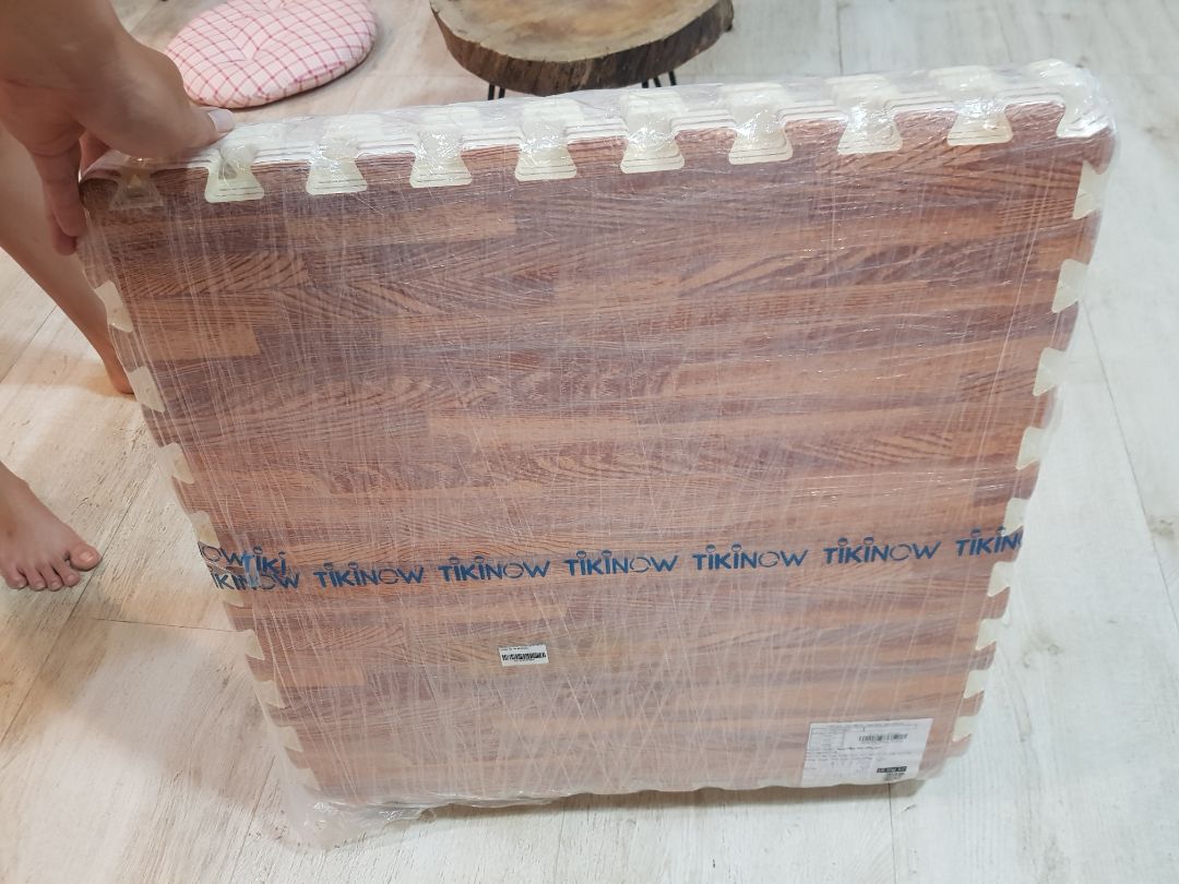 ko hài lòng, sản phẩm ko có viền ngoài như khách hàng trước đã mua.