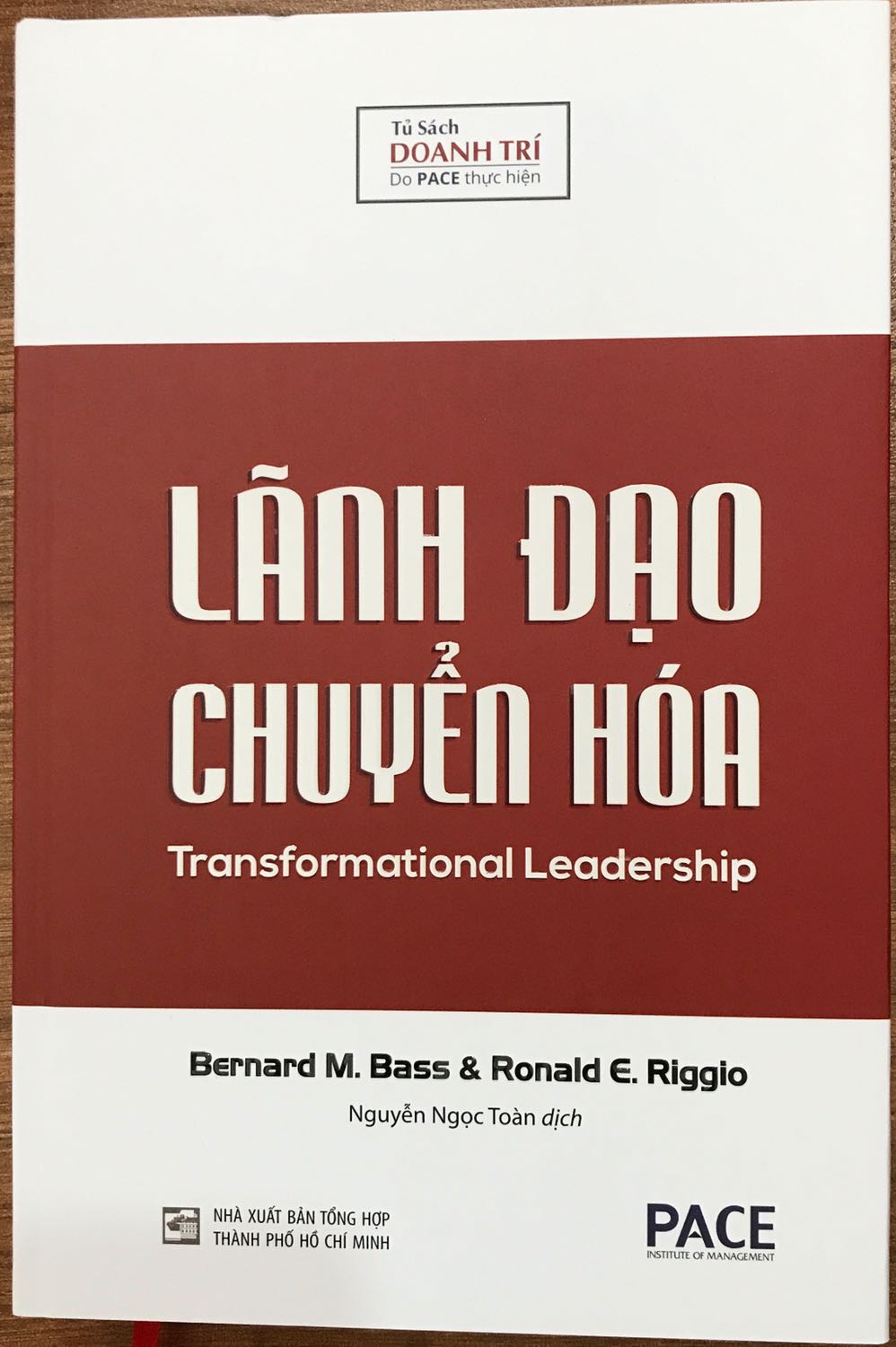 Sách hay và đóng bìa đẹp. Rất đáng mua nếu quan tâm đến lĩnh vực lãnh đạo.
