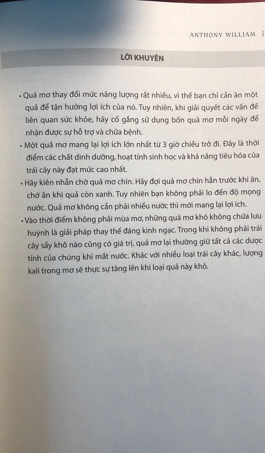 Sách đẹp không bị quăn. Tiki giao hàng khá nhanh. Mình có một góp ý nhỏ là hộp bọc sách có thể nhỏ kích thước hơn một chút cho tiết kiệm và bảo vệ môi trường. Rất mong tiki có thể thu hồi và tái sử dụng những hộp carton này.