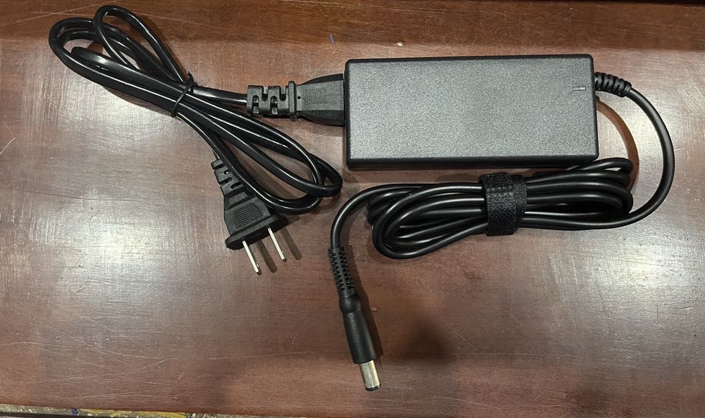 Cắm sạc, chạy thử thấy OK Cắm sạc, chạy thử thấy OK