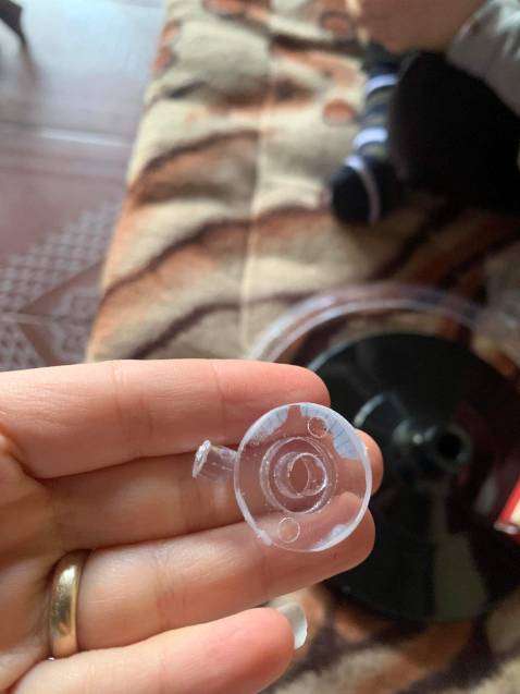 Về cơ bản, sản phẩm ổn, giống hình ảnh quảng cáo. Trong lúc vận chuyển bị gãy chốt xoay. Hơi không vui vì mua quà cho con và cu cậu hụt hẫng! Về cơ bản, sản phẩm ổn, giống hình ảnh quảng cáo. Trong lúc vận chuyển bị gãy chốt xoay. Hơi không vui vì mua quà cho con và cu cậu hụt hẫng!