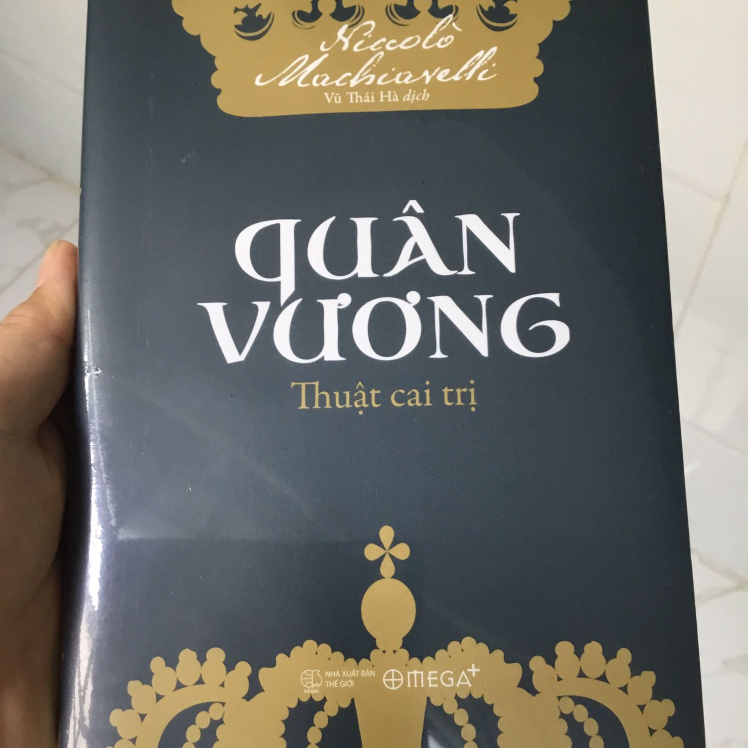Rất tốt vì bọc sốp hơn nữa còn bọc sách lại phía trong nên ko bị gì, quá chính xác để cho 5 sao. Cảm ơn shop nhiều😘
