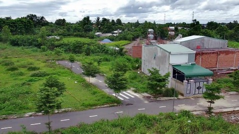 Bán đất Sông Trầu TX Trảng Bom Đồng Nai
gần KCN Bàu Xéo
Lh ***
1.05 tỷ thổ cư 118m