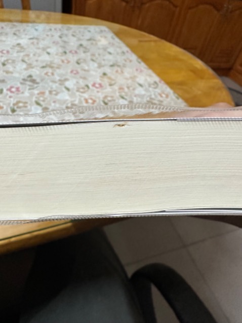 Giao hàng trong ngày, nhanh, gọn, nhưng bookcare hơi ẩu nha sốp 🥲 sách chất lượng thì k cần bàn, hơi cũ chút nhưng quan trọng là nội dung 🥰