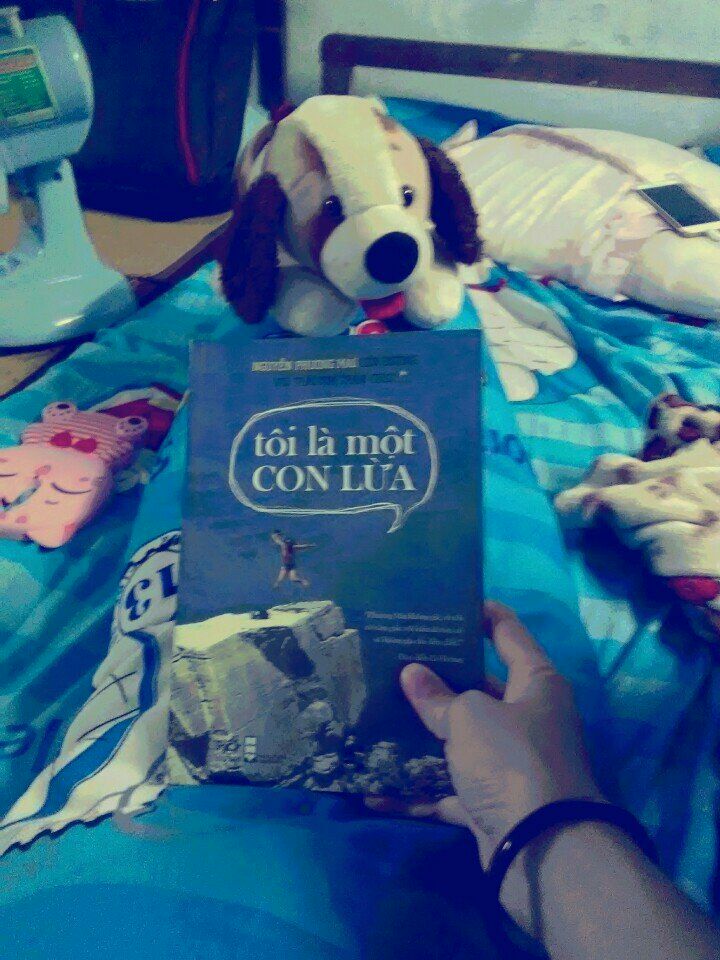 Tiki giao hàng nhanh. Nội dung sách hay hợp với những ai thích khám phá tìm hiểu những cái mới nhất là dân phượt. Lời lẽ viết dễ hiểu cách kể chuyện gần gũi. Đọc nên kết hợp tưởng tượng 1 chút sẽ giống như mình là chính tác giả vậy. Nói chung là hay