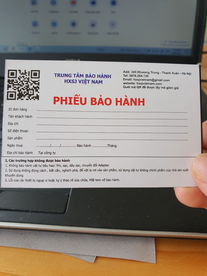 chuột đẹp, gọn gàng, cầm vừa tay. có kèm phiếu bảo hành của hãng.  độ bền chưa biết được như thế nào phải sử dụng 1 thời gian thì mới đánh giá tiếp được.