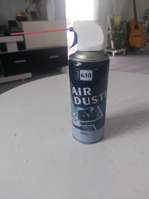 Hàng đúng mẫu, đã sử dụng, xịt có hơi nhưng không mạnh lắm. Giá ổn.