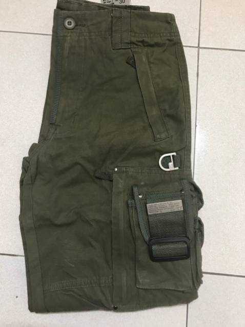 Lần đầu mua hàng ol mà ưng như vậy hàng chuẩn size chất liệu đẹp. rất phong cách nữa. hôm nào sẽ mua đôi giày như hình của shop. giao hàng khá nhanh an toàn