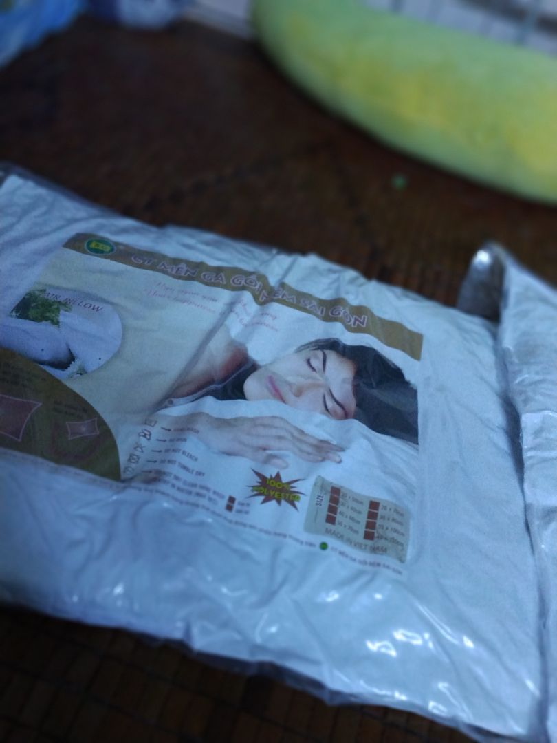 Quá xuất sắc luôn, hàng bao đẹp giá tốt chứ vô  siêu thị là máy chém để sẵn mà chém nên không mua ở siêu thị là vậy hàng rất đẹp và tốt cho tất cả 5 sao sẽ tiếp tục mua hàng tại shop này nữa nvgh lịch sự cho tất cả 5 sao