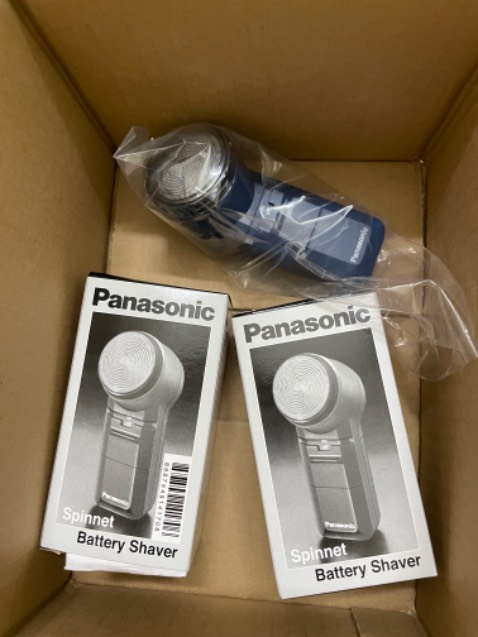 Shop giao hàng cẩn thận đủ hàng. Chồng mình sử dụng sản phẩn thấy rất hài lòng về sản phẩm