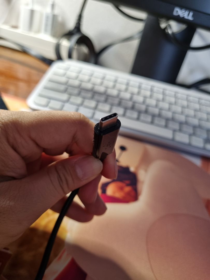 Mình đã mua xài gần được 1 tháng, dùng kết nối macbook với màn hình Dell qua cổng hdmi. Đường truyền ổn định, gần như không có thời gian trễ giữa hai thiết bị khi kết nối.

Trước đó có mua cái rẻ hơn tầm 1***k nhưng không kết nối được. Có vẻ nhưng trong trường hợp này thật sự là tiền nào của đó.