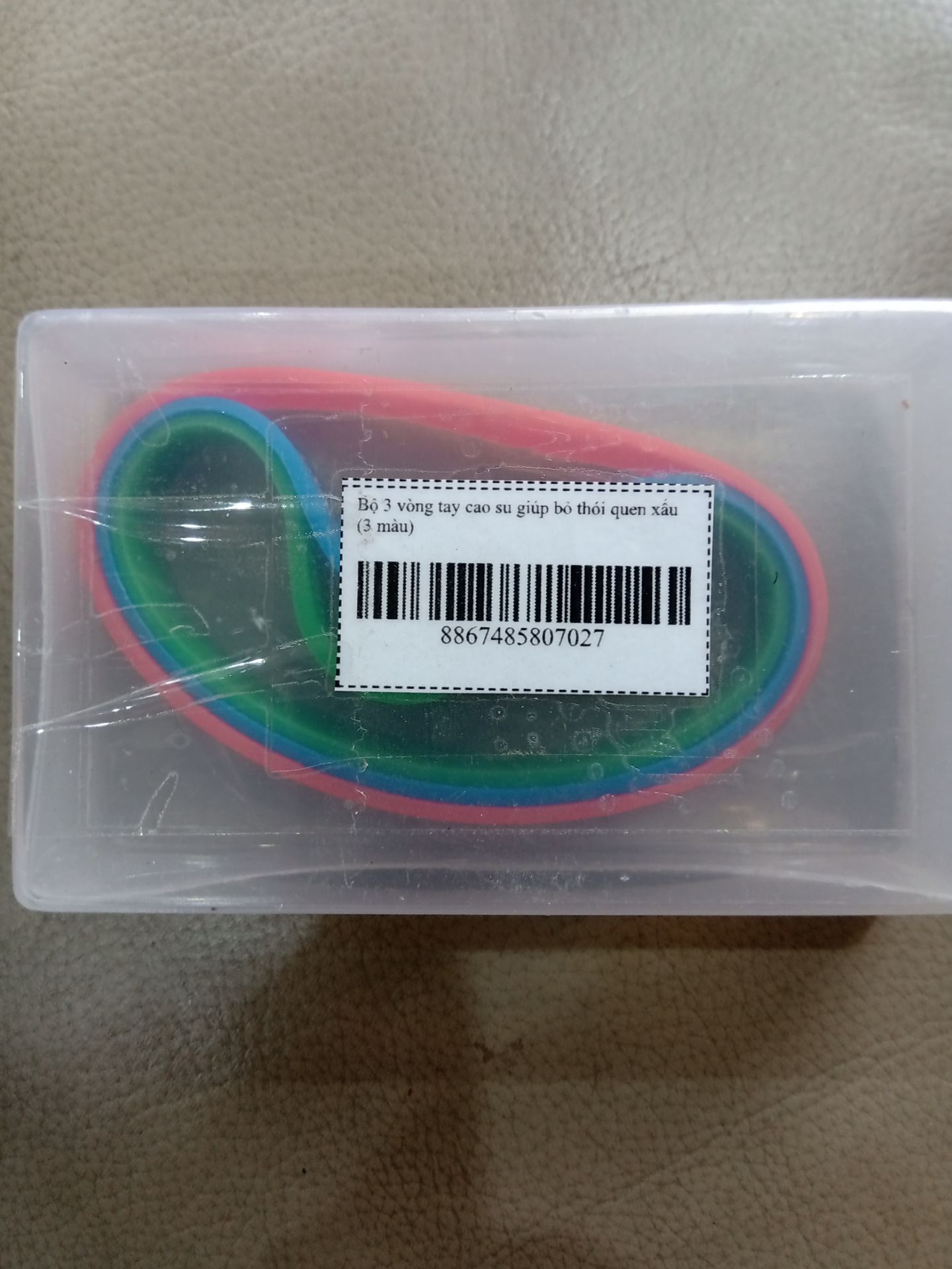 vòng tay tuyệt đẹp, dòng chữ truyền cảm hứng, tiki đóng gói hàng chắc chắn oke, giao hàng ổn