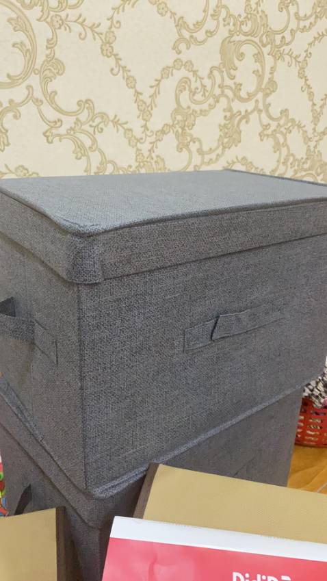 Giao hàng nhanh hơn dự kiến,  đáng giá tiền...
Sản phẩm đẹp và chắc chắn lắm luôn nha mọi người ???????????? hộp có nắp nhìn cũng khá xịn
Bỏ trong tủ quần áo xinh xinh, lạ mắt. để ở văn phòng tài liệu cũng đc luôn!!