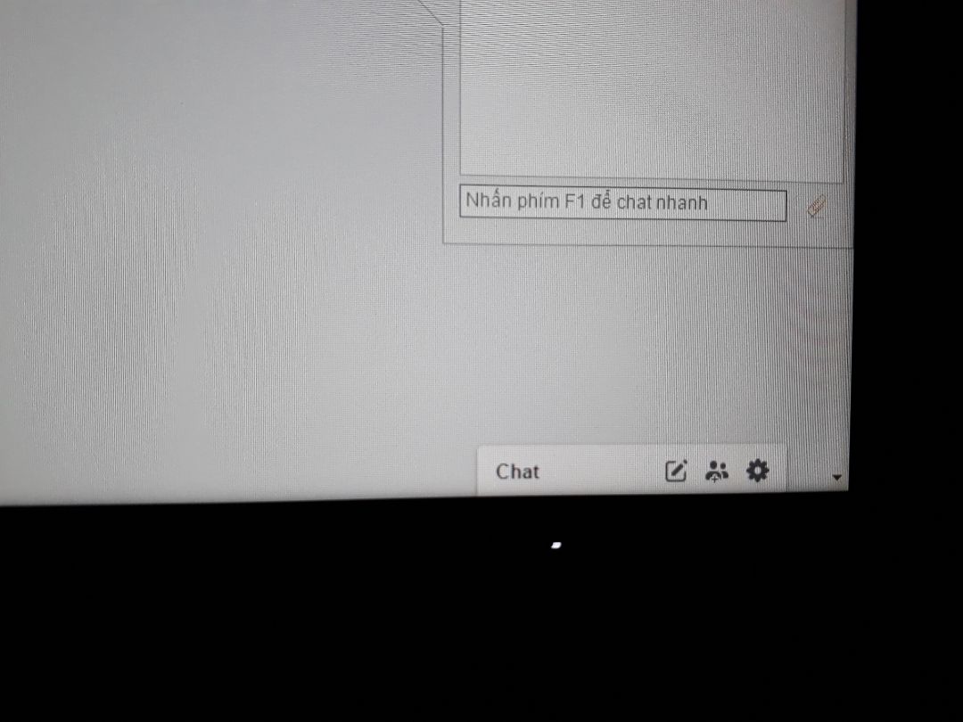 Mình ít thời gian ngày thứ, tin tưởng đặt hàng bên Tiki Trading xong háo hức chờ đợi hàng về mà có đôi chút thất vọng.
Không tin vào mắt mình, hở sáng hơi quá, chắc vì vậy nên hiển thị màu đen rất kém,  màu sắc rất nhợt nhạt. Dòng màn hình cao cấp của Dell mà màu nhợt nhạt hơn màn cũ của mình rất nhiều, sáng chói đau mắt. Góc dưới bên phải có 1 đốm (mưng) mờ, nhìn kỹ rất khó chịu. Vẫn vote 3 sao vì Tiki hỗ trợ nhiệt tình. Mong Tiki tư vấn đổi trả giúp mình sớm nhất có thể. Cảm ơn Tiki.