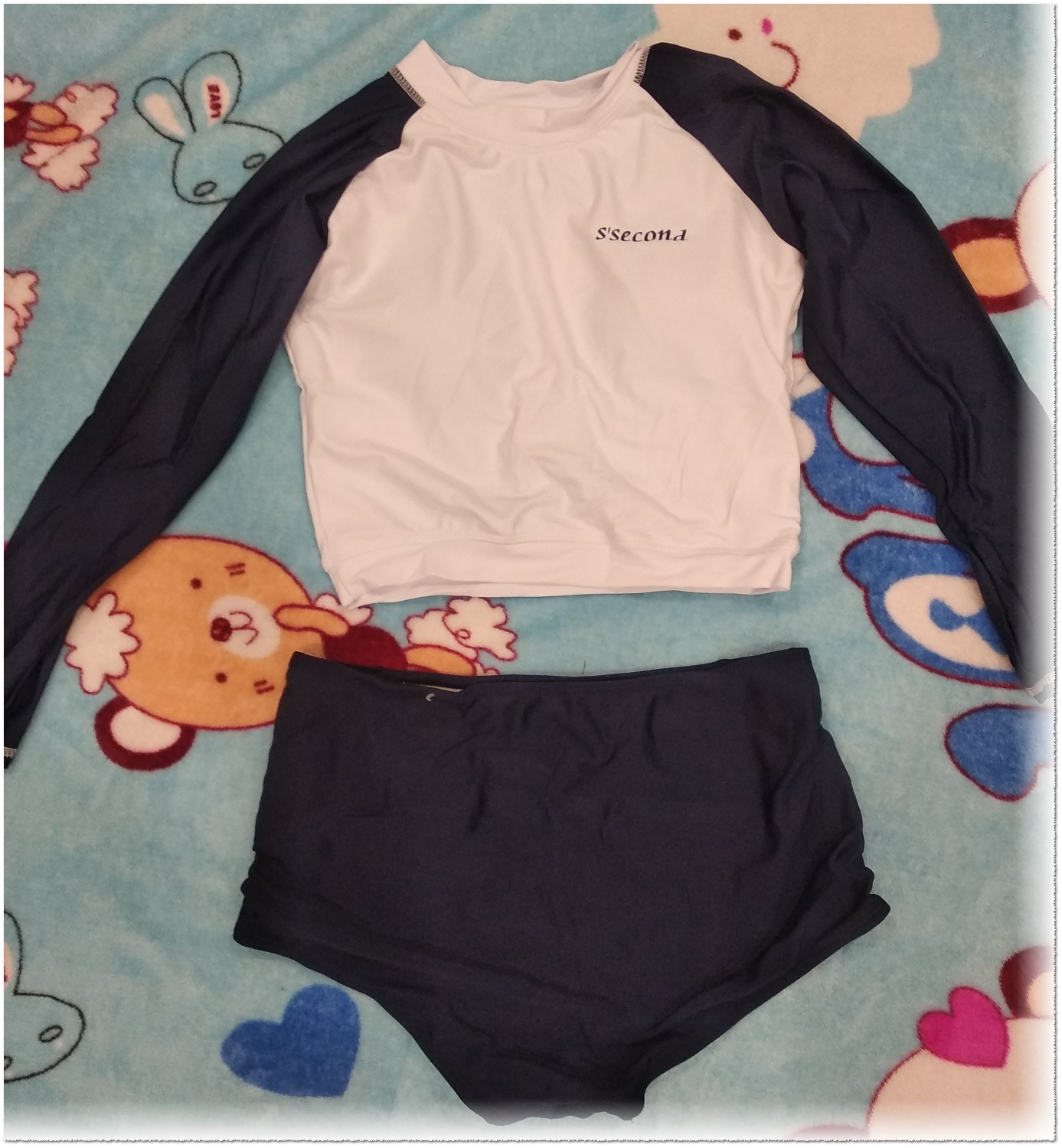 Sản phẩm giống hình, size đúng, giao hàng trong vòng 2 ngày là nhận được. TIKI cho kiểm hàng thoải mái, hài lòng.