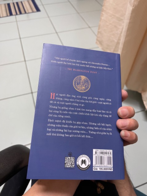 Tiki giao rất nhanh , sách thơm và rất đẹp, nói chung khâu giao hàng của tiki ko thể chê vào đâu đc , thanks tiki