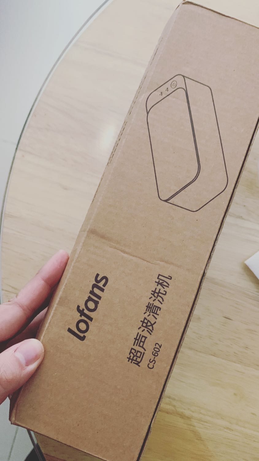 Giao hơi lâu nhưng mà đáng tiền làm sạch kính và đồ trang sức oke lắm Giao hơi lâu nhưng mà đáng tiền làm sạch kính và đồ trang sức oke lắm