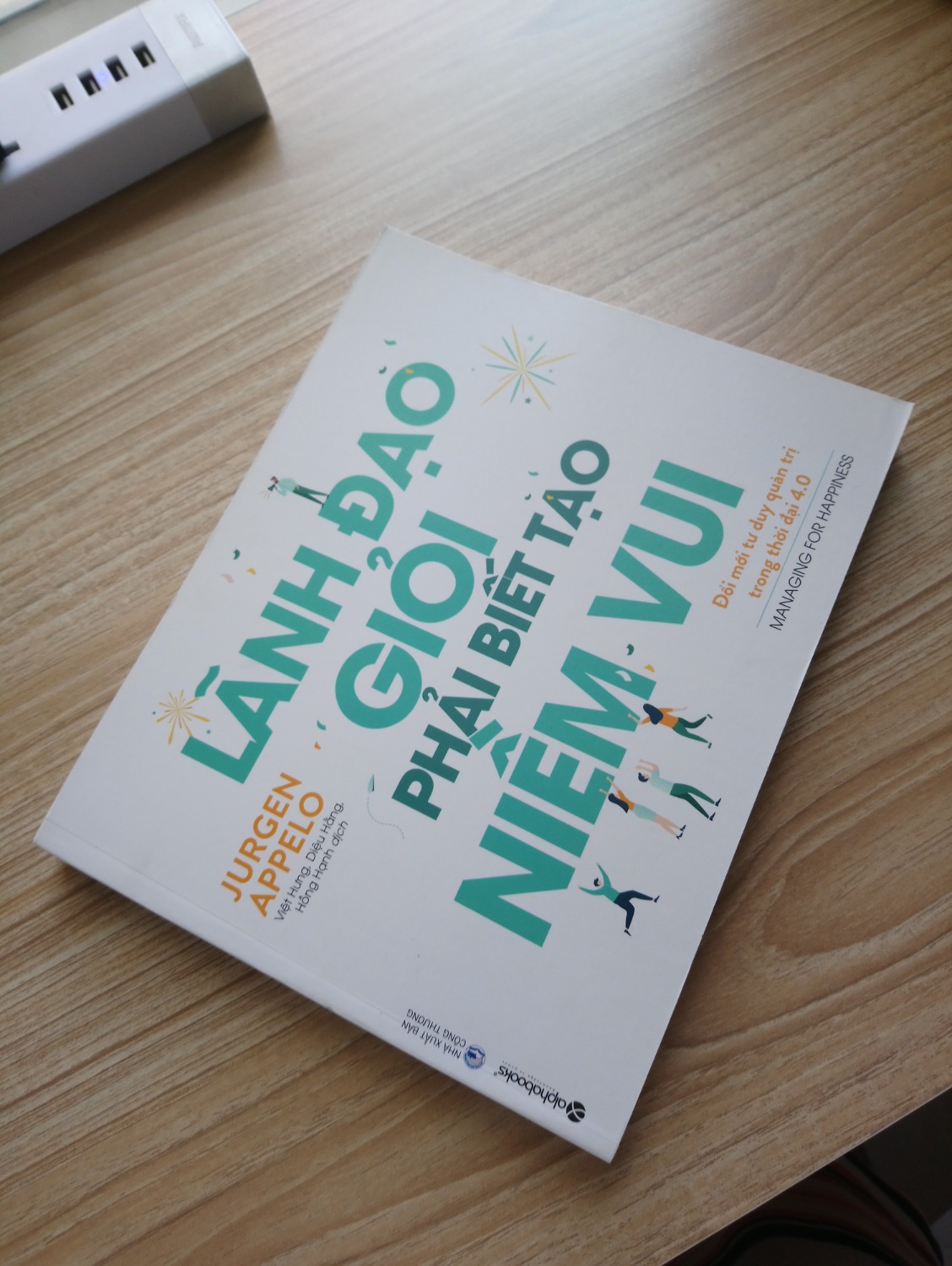 Cuốn sách hay cho ai đang muốn khởi nghiệp làm chủ, đáng đọc, có điều Tiki cứ hay bị lỗi bẩn và nhăn sách mãi.