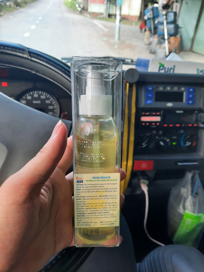 hàng giao đến bể đổ từa lưa